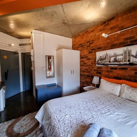 Kaleaba House In Vibey Maboneng Precint Lejlighed Johannesburg Eksteriør billede