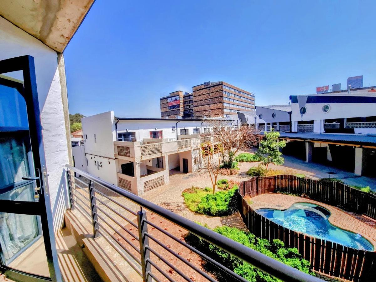 Kaleaba House In Vibey Maboneng Precint Lejlighed Johannesburg Eksteriør billede